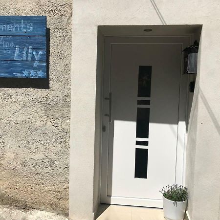 Lily Lägenhet Koper Exteriör bild